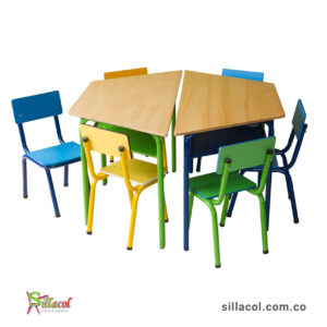 AR18- Juego de Mesas Trapezoidales con Sillas